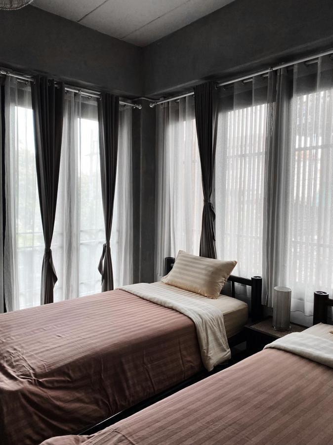Superior Corner Twin Room with Pool View