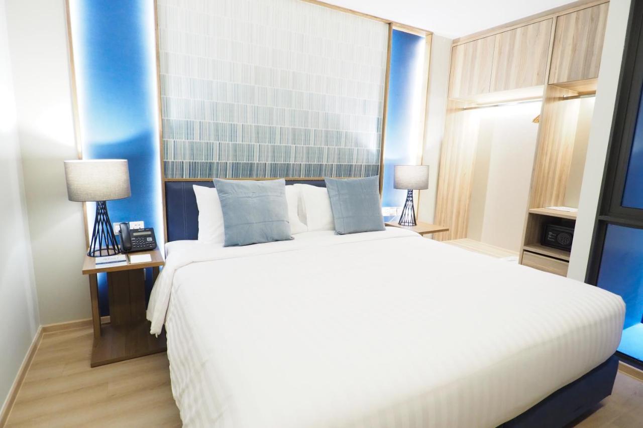 One-Bedroom Executive,986390770:JPEG