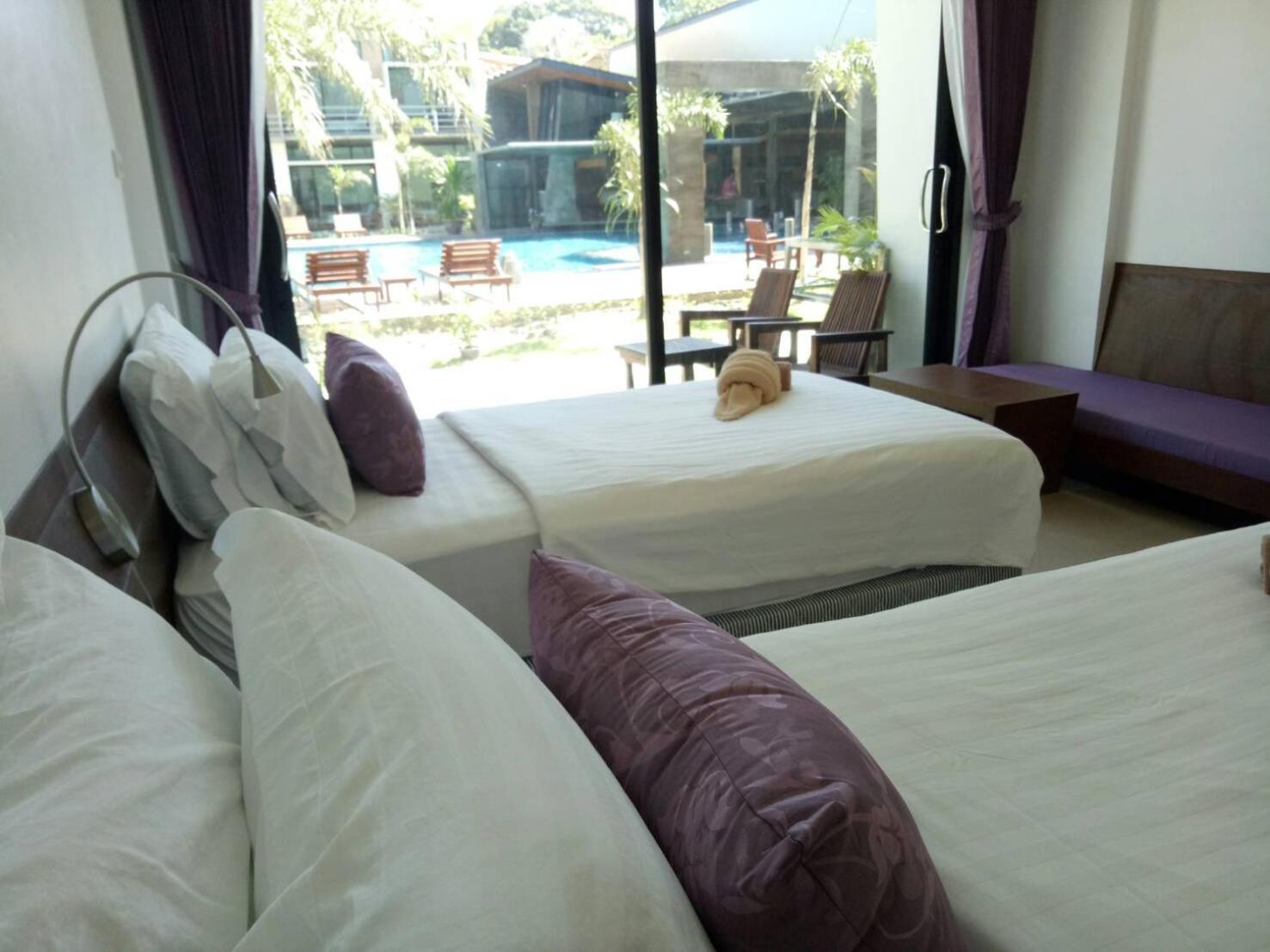 Deluxe Double or Twin Room