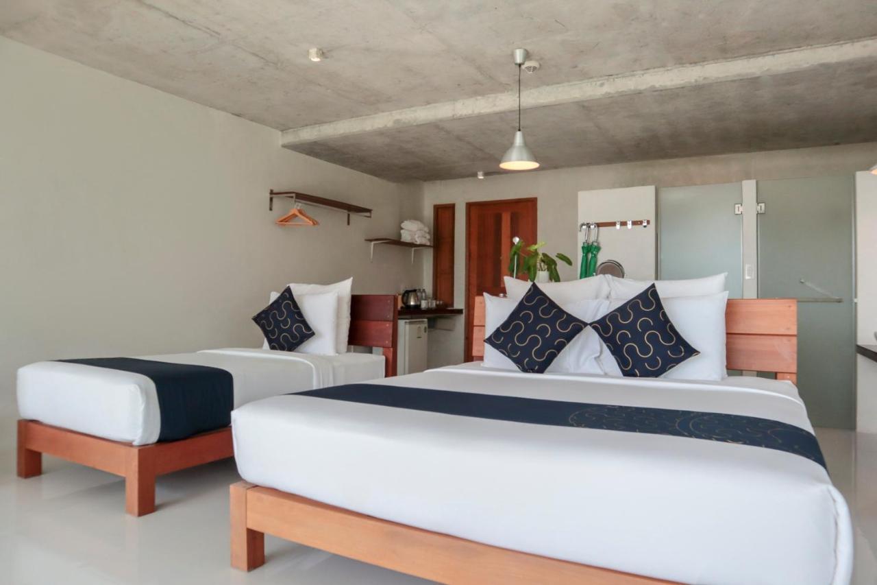 Premier Triple Suite