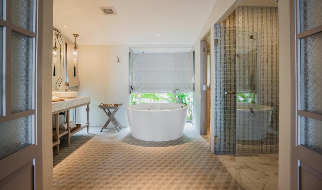 Beachfront Deluxe Double Room