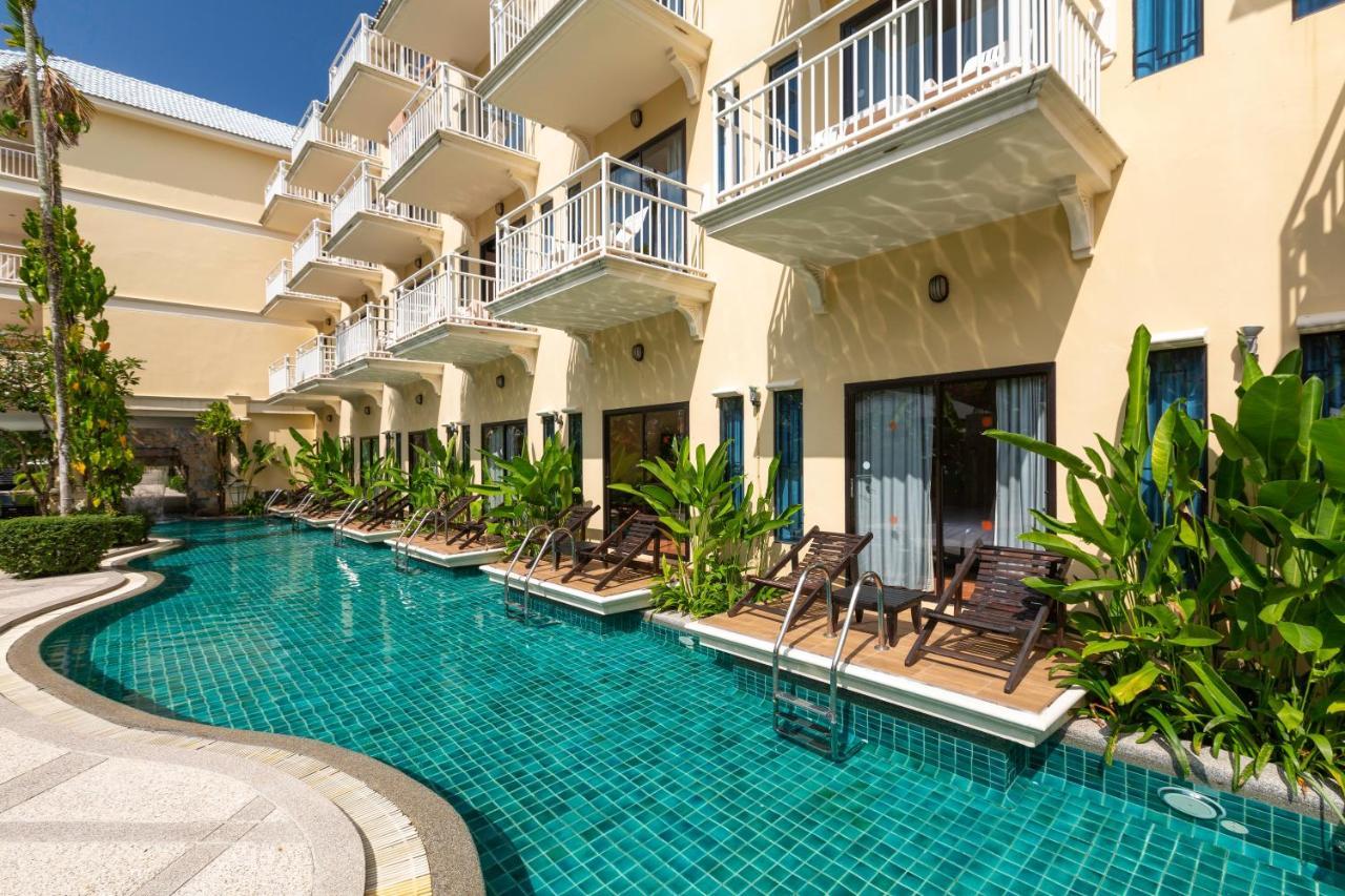 Deluxe Double Room Pool Access