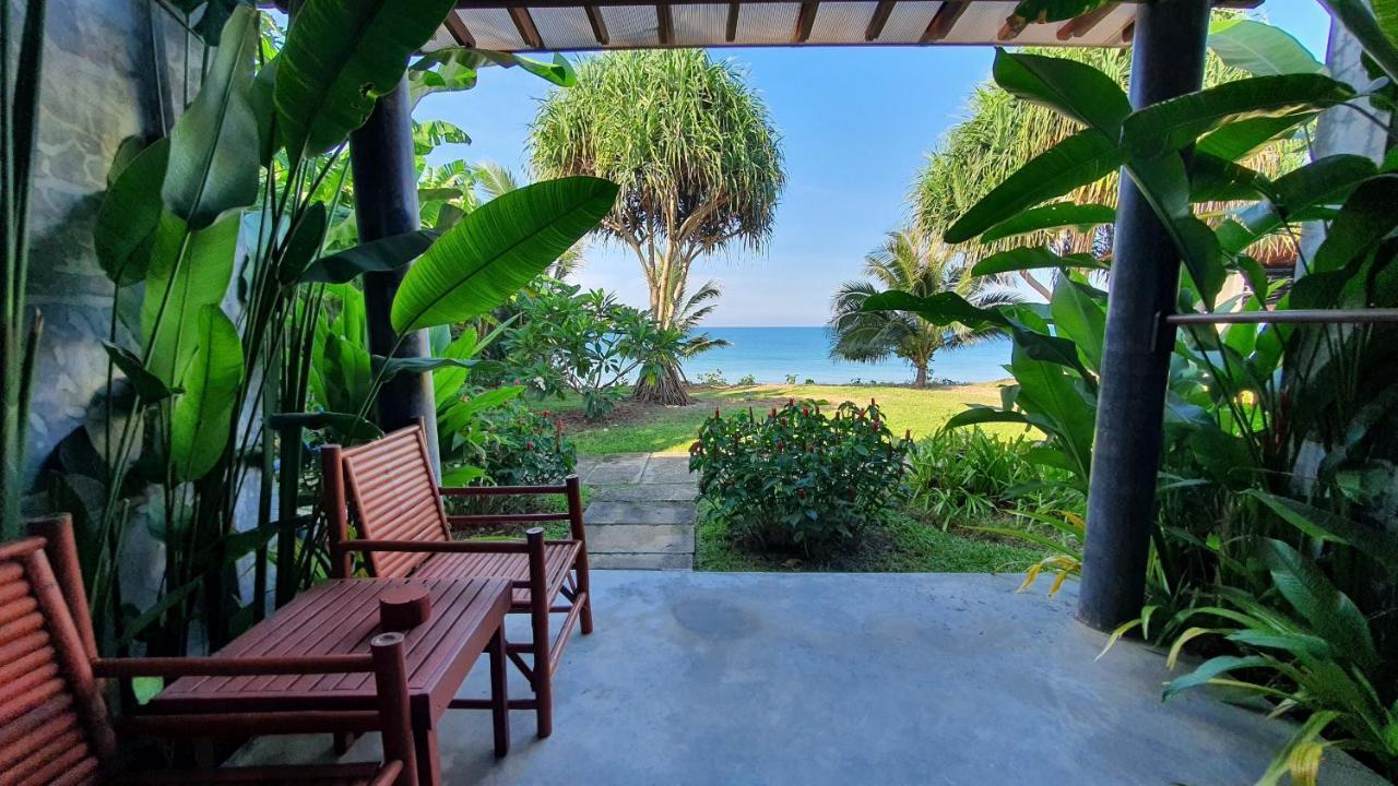 Beach Front Suite
