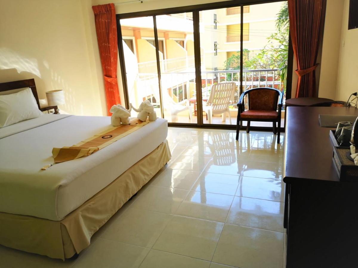 Standard Double Room with Balcony,1075456816:JPEG