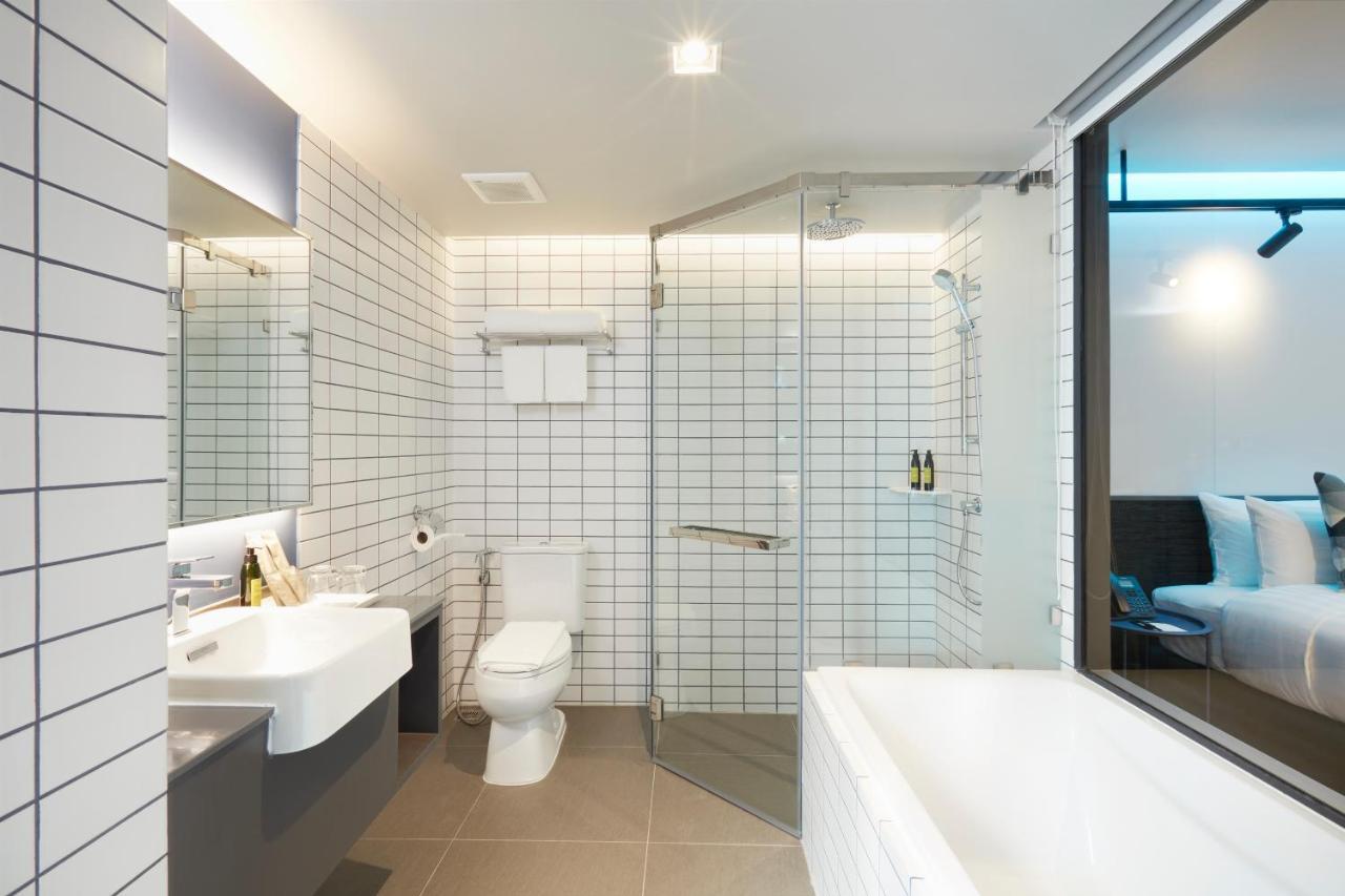 Deluxe Double Room Bath