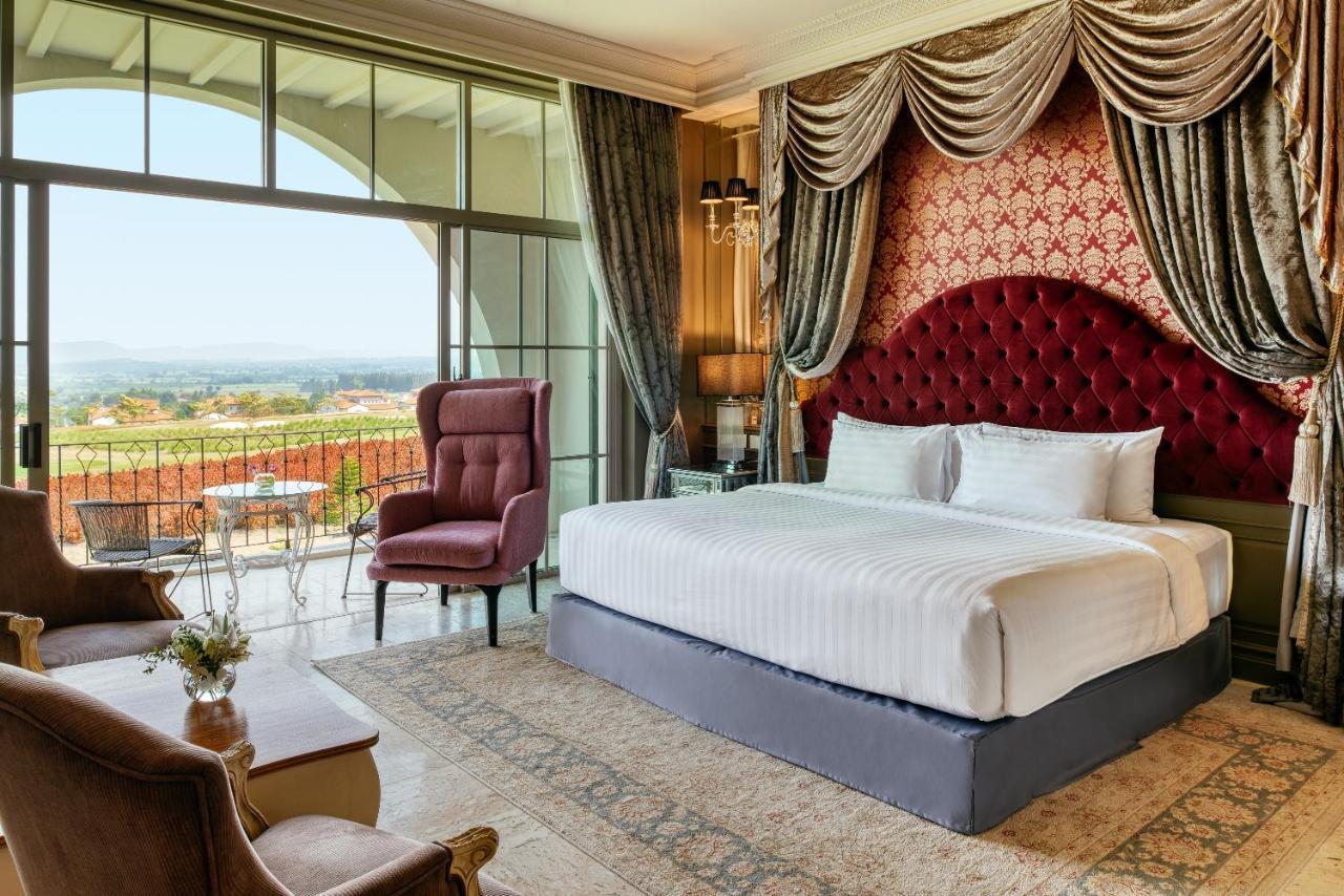 Executive Deluxe King Room