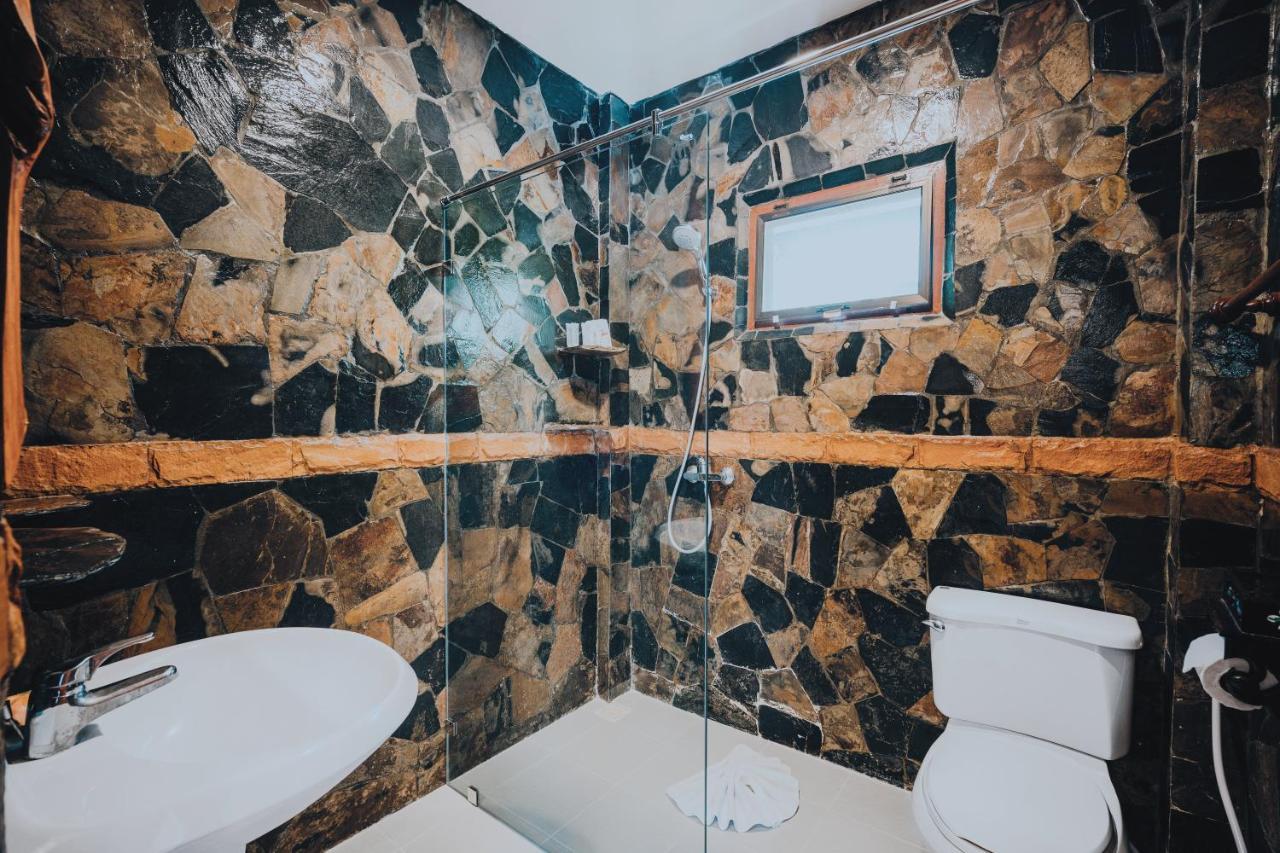 Deluxe Double or Twin Room with Sea View,1180027333:JPEG