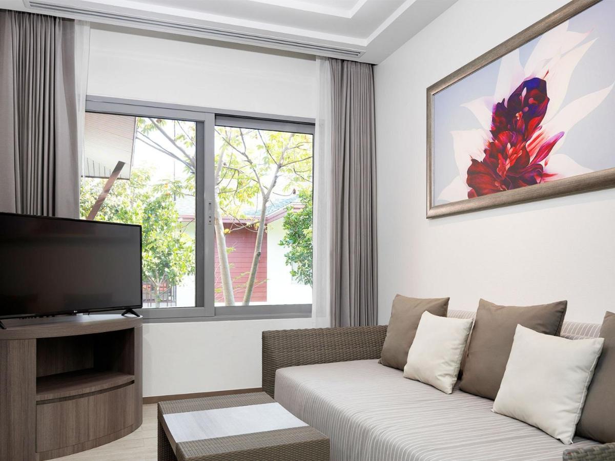One-Bedroom Villa
