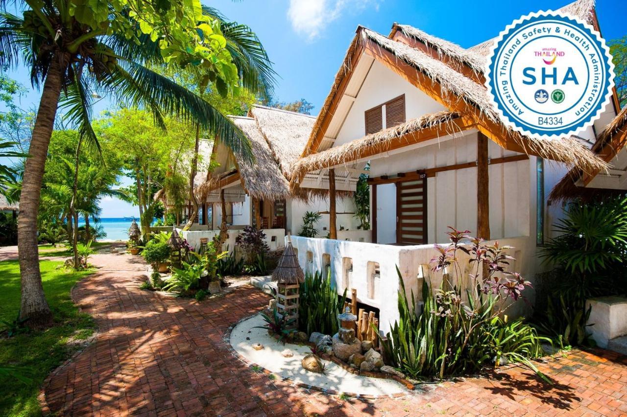 Bungalow Garden View