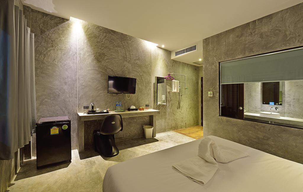 Standard Double Room,114624122:JPEG
