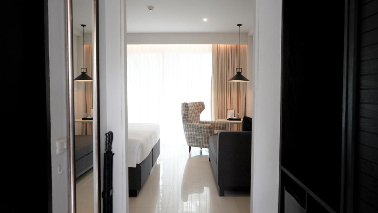 Deluxe Double or Twin Room,1157580354:JPEG