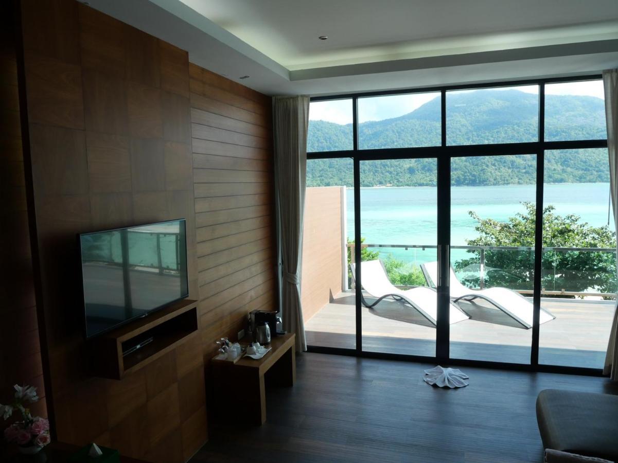 Double Room Balcony Sea View