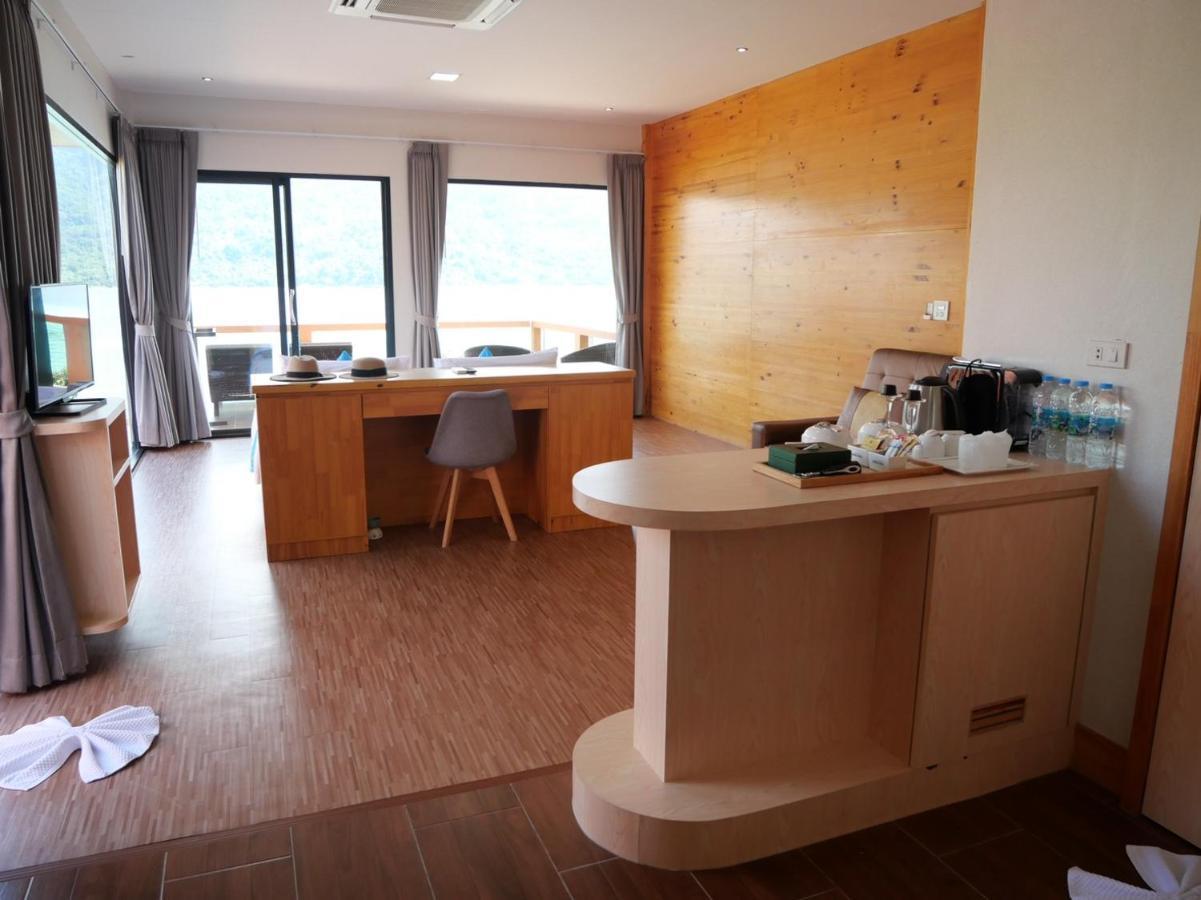 Deluxe Double Room Balcony Sea View