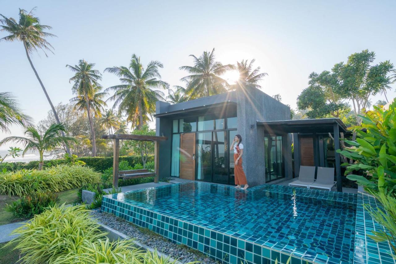 Villa Beach Front