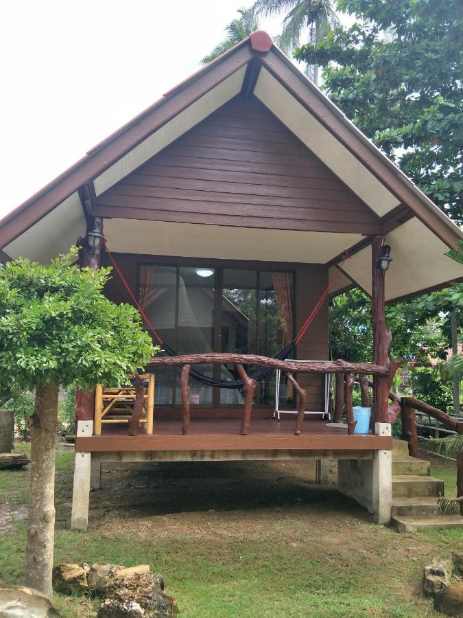 Bungalow mit Ventilator