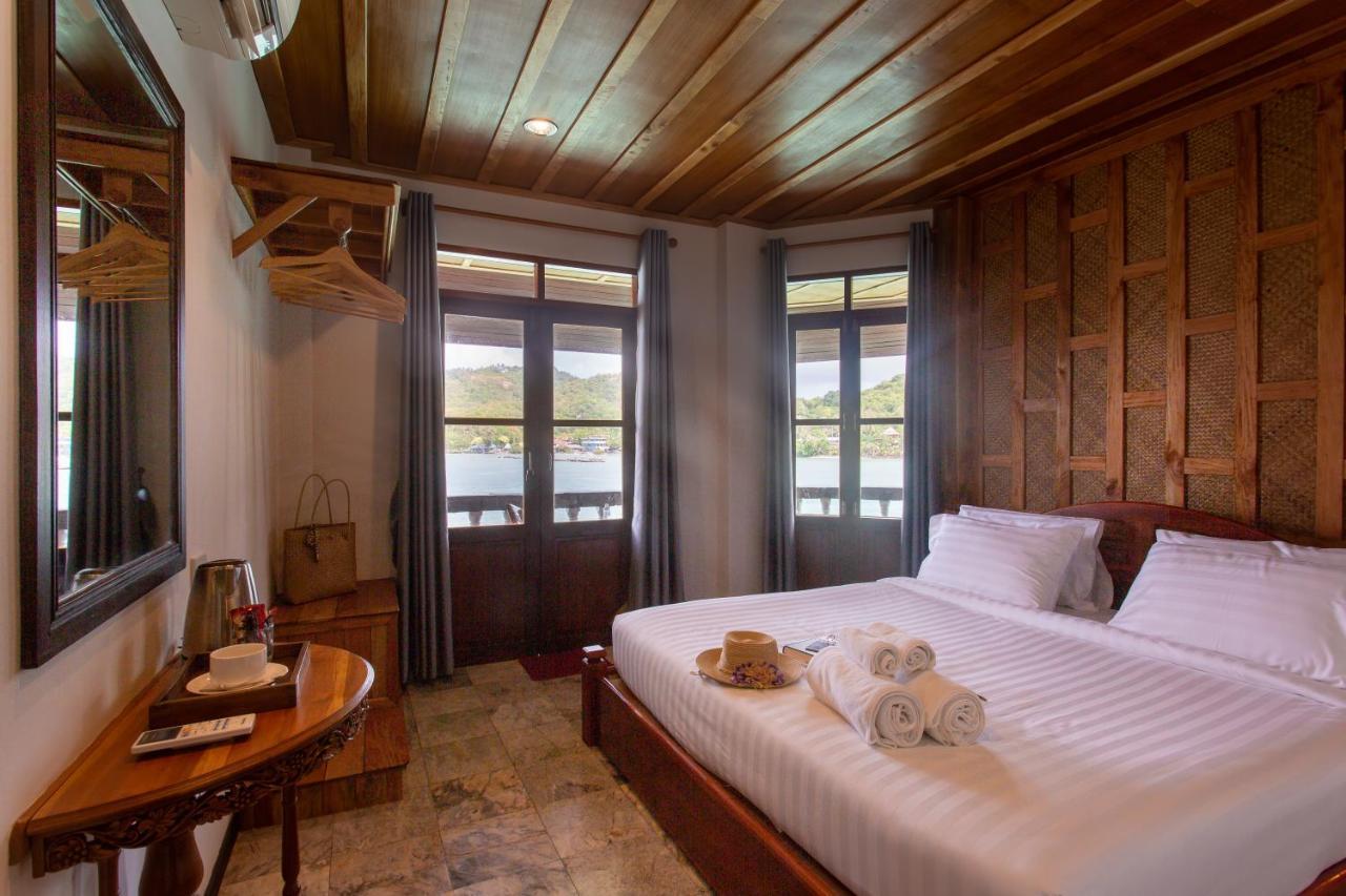 Deluxe Sea View Bungalow