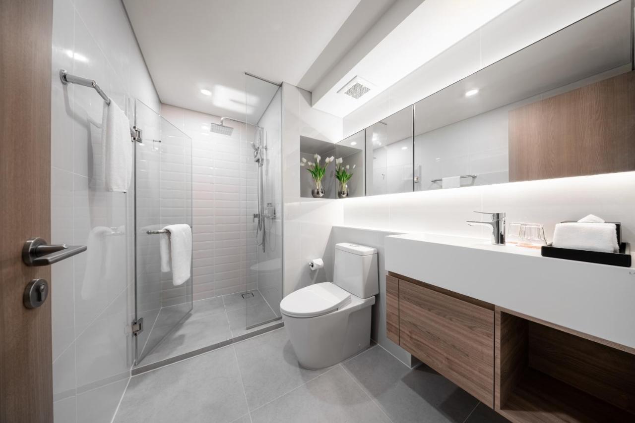 Studio Executive Duplex Twin
