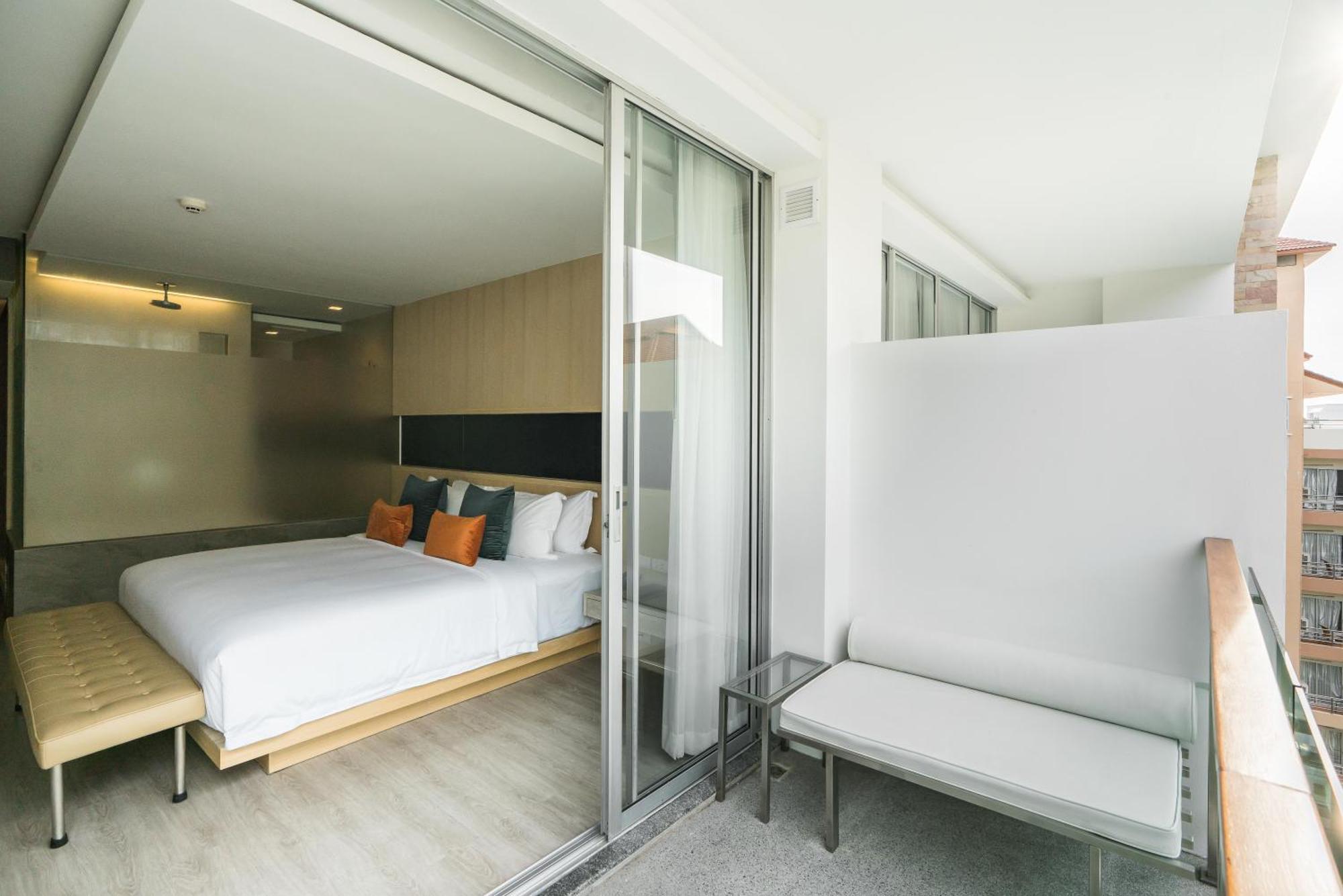 Club Luxx Double or Twin Room