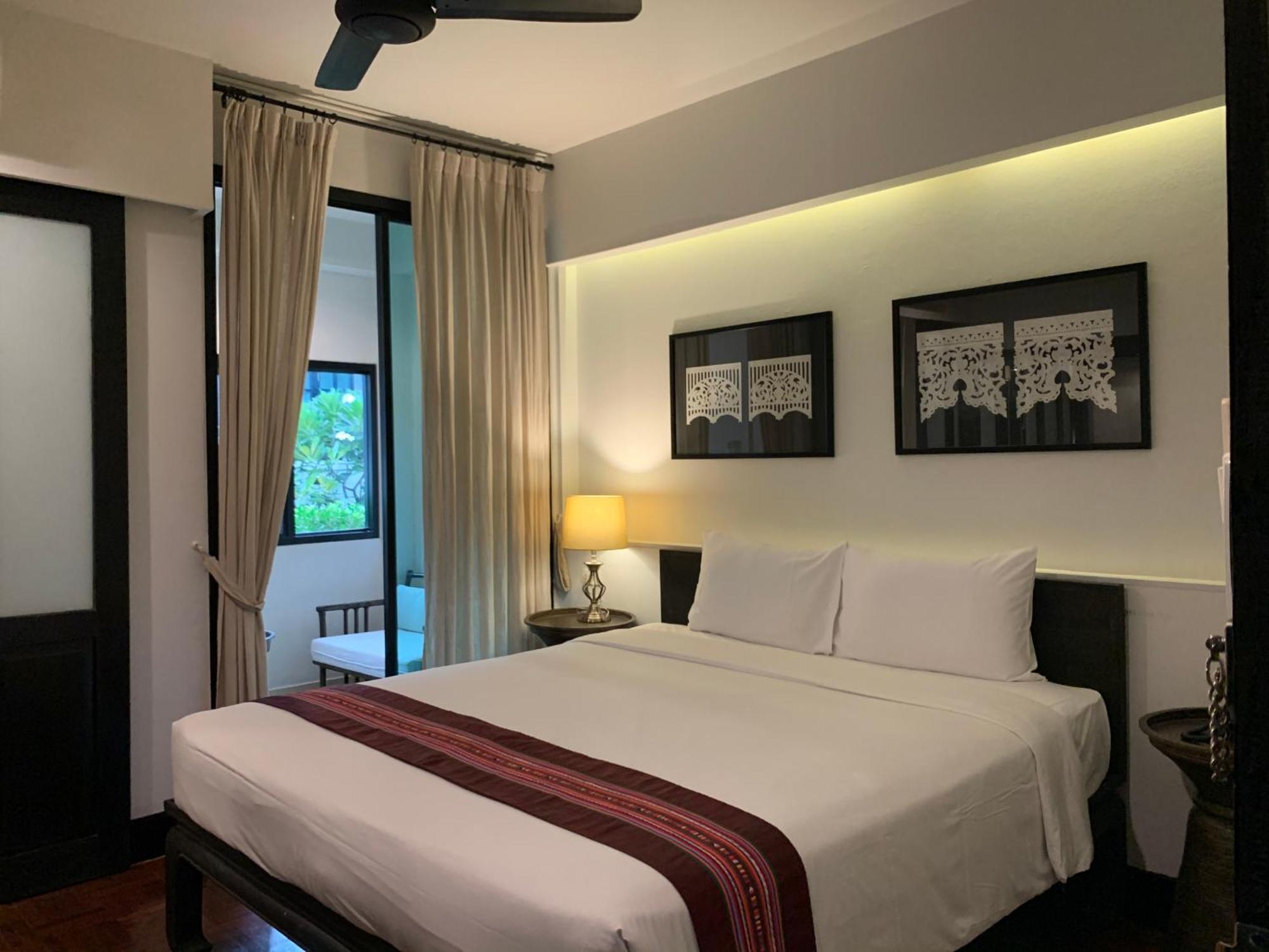 Superior Double or Twin Room,1208835598:JPEG