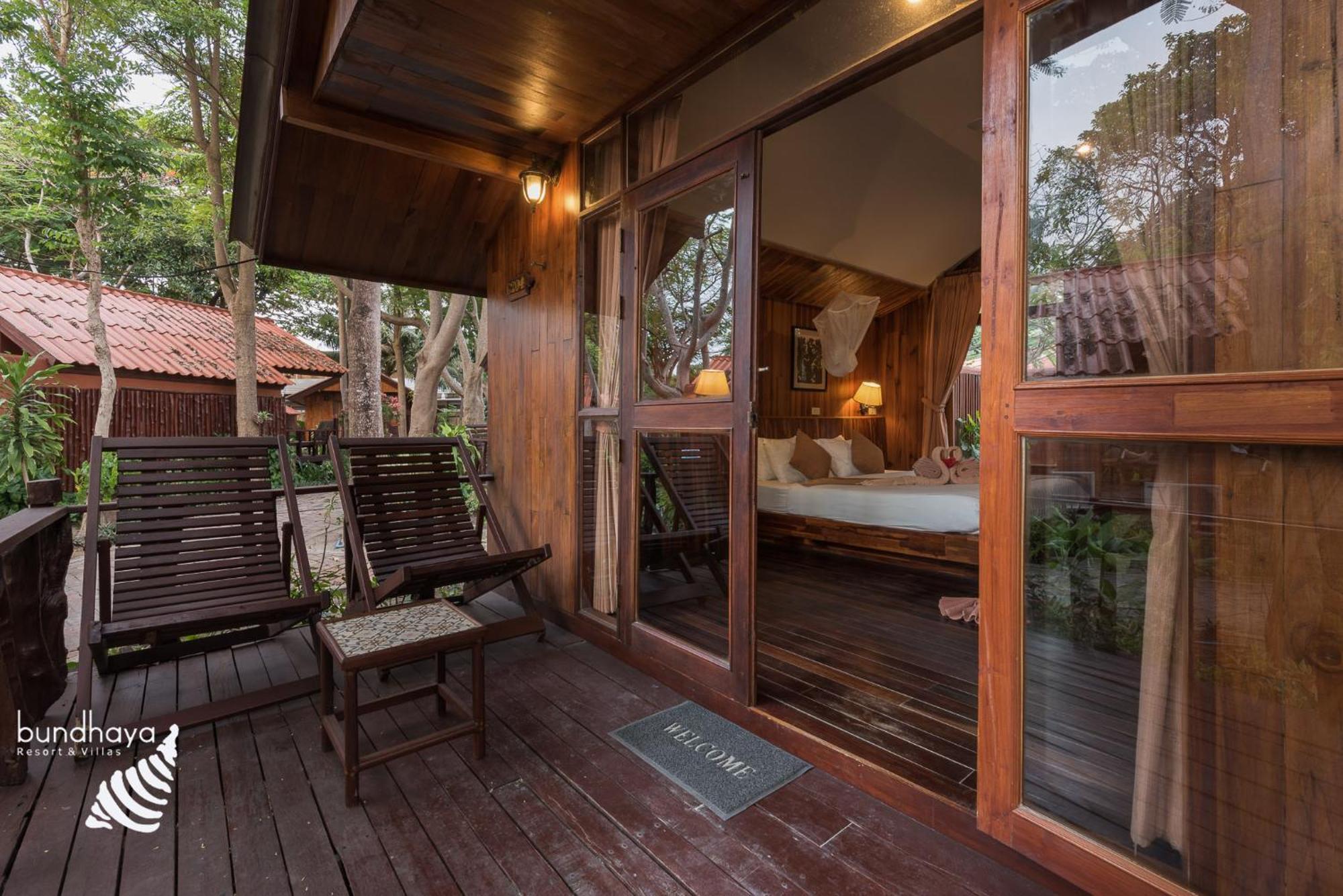 Deluxe Bungalow Garden View
