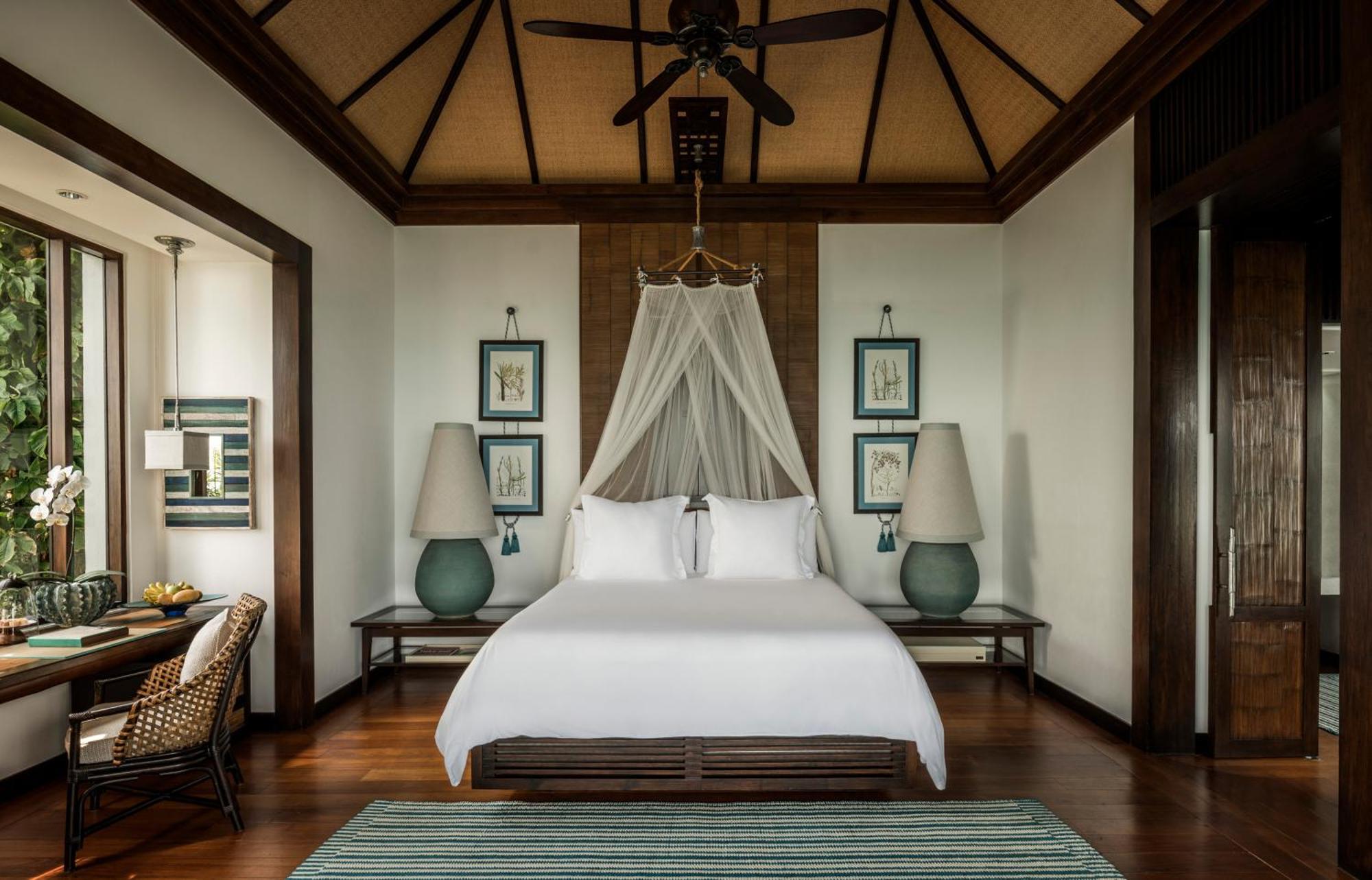 Family Pool Villa one king two twin beds