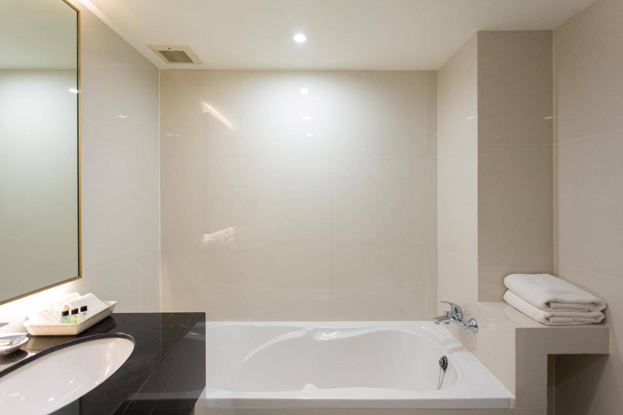 Superior Double or Twin Room Sea View