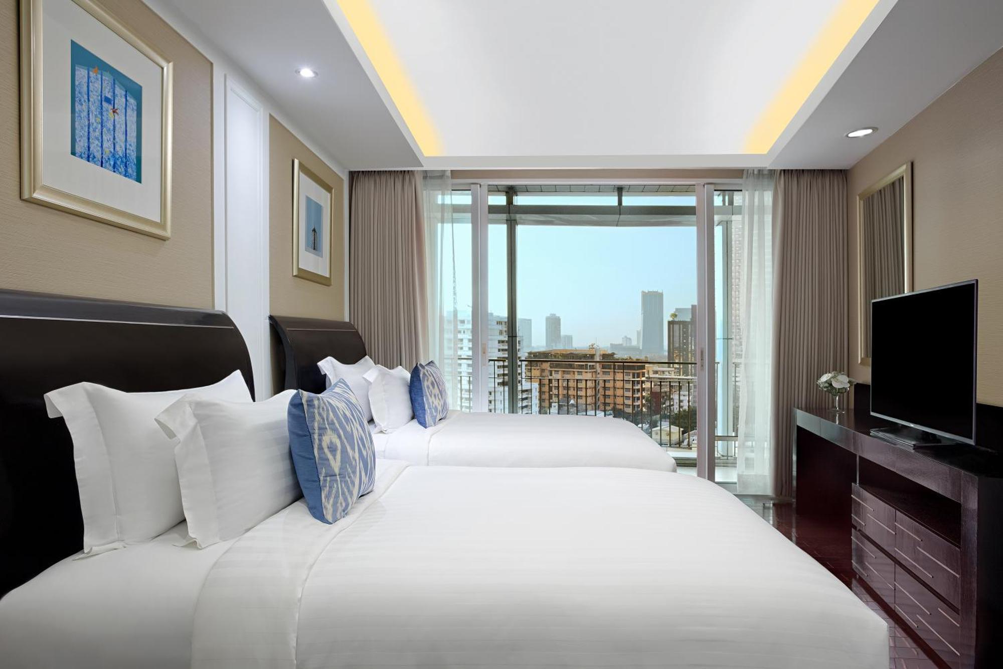 One Bedroom Deluxe Suite Twin - Club Benefits Included