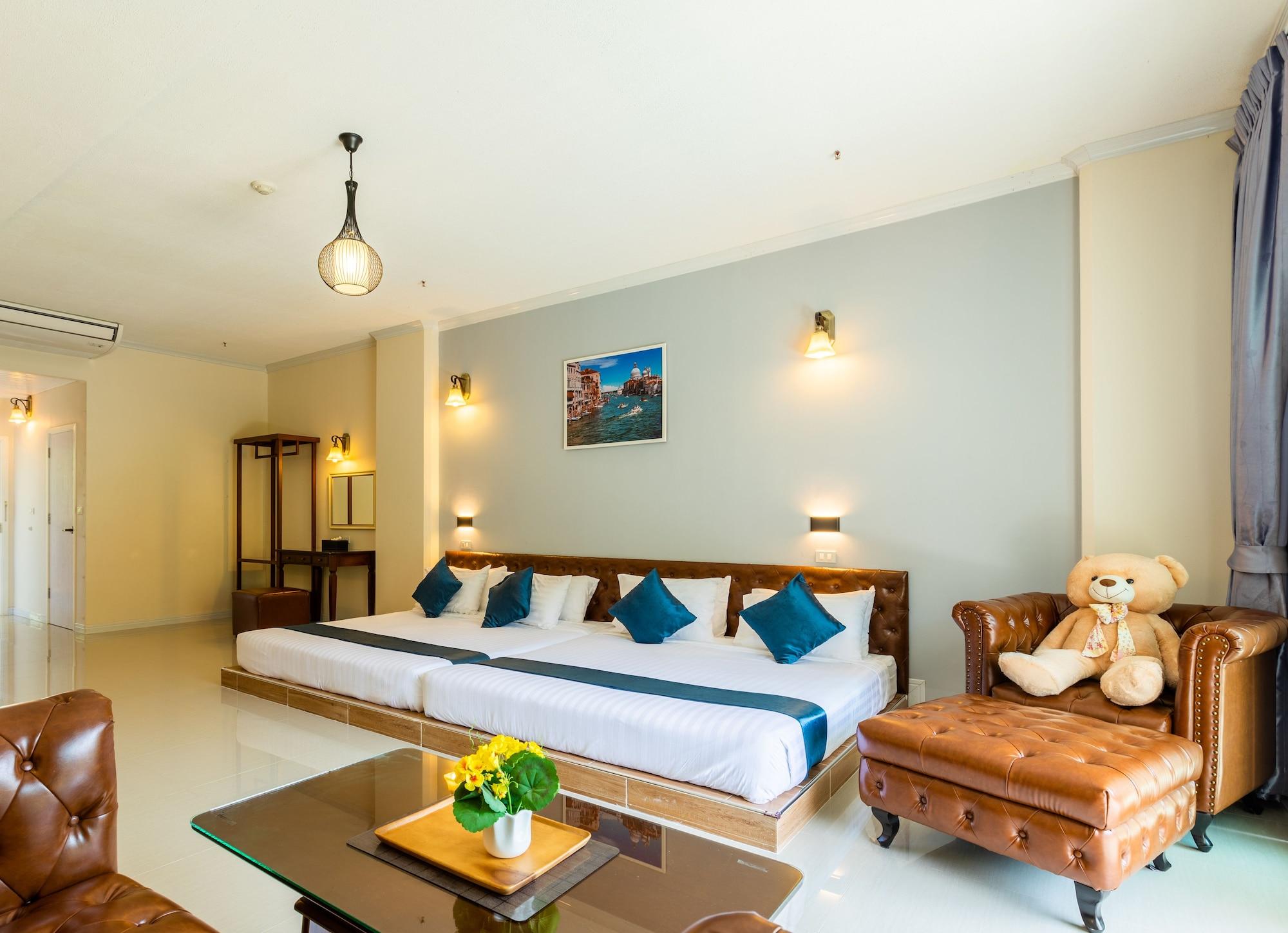 Deluxe Double Room with Balcony