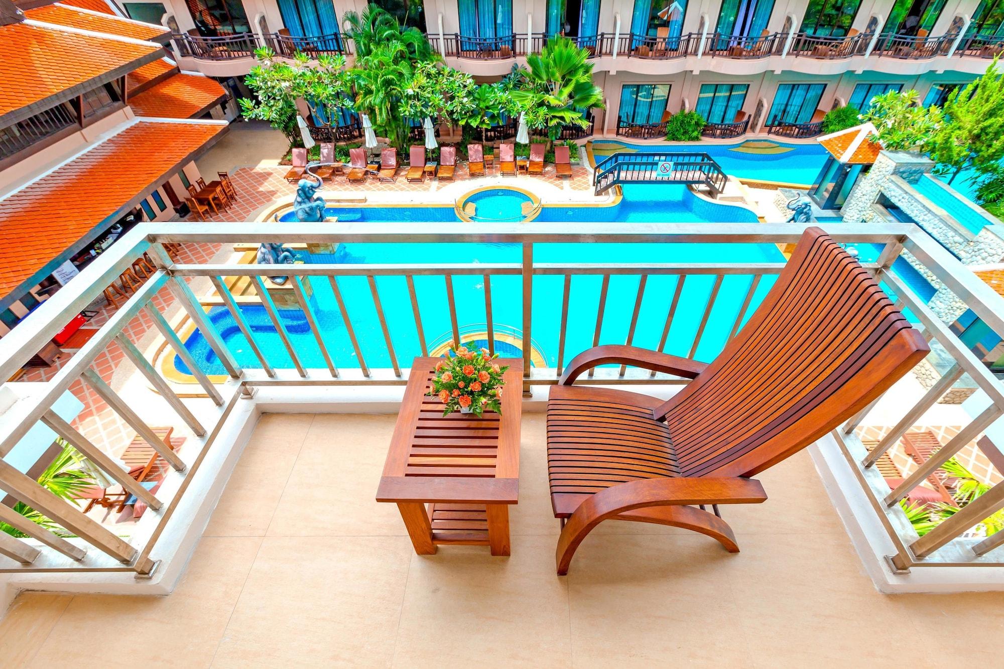 Grand Deluxe Double or Twin Room with Pool View,1209129346:JPEG