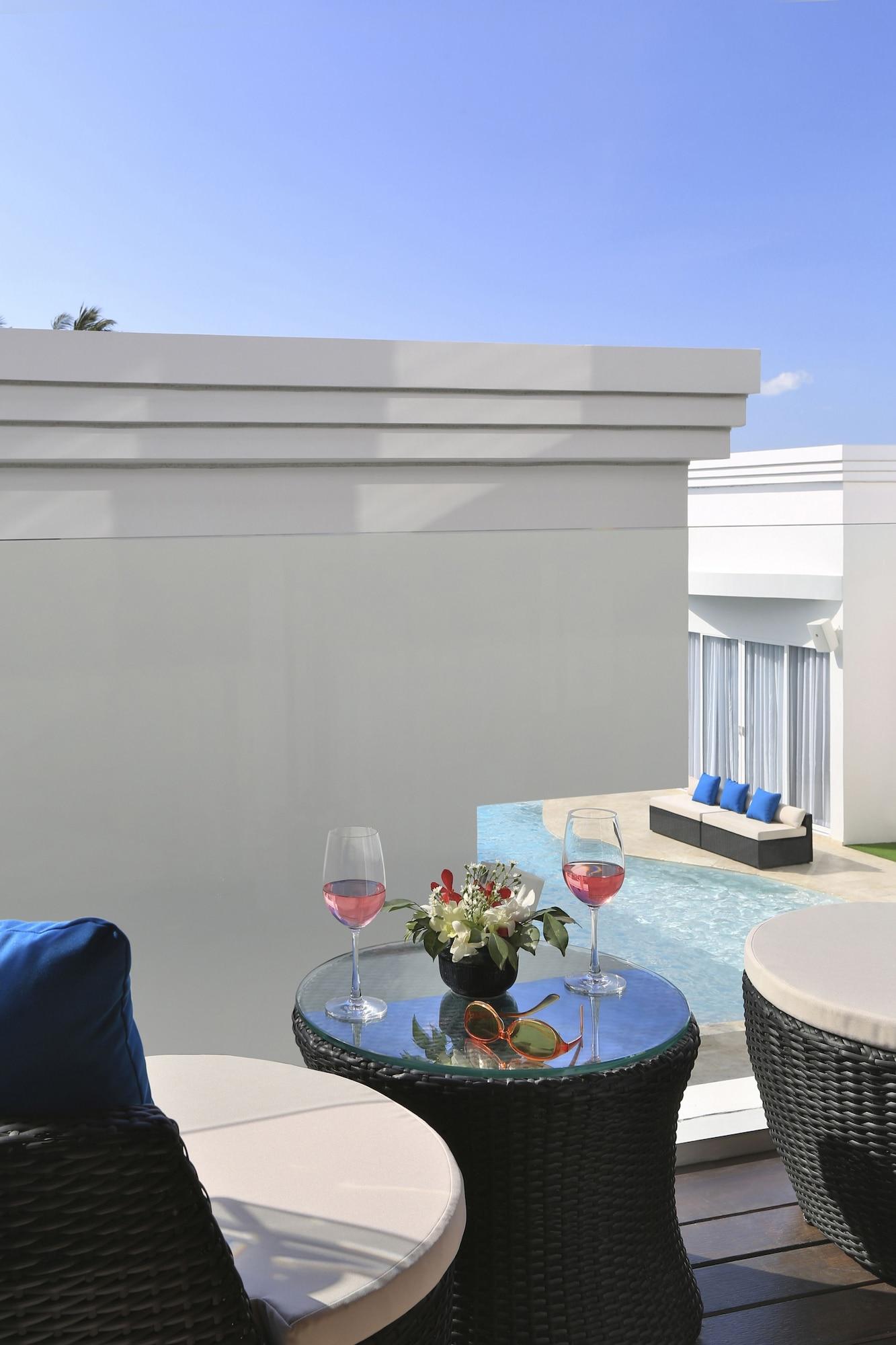 Deluxe Room,1215589129:JPEG