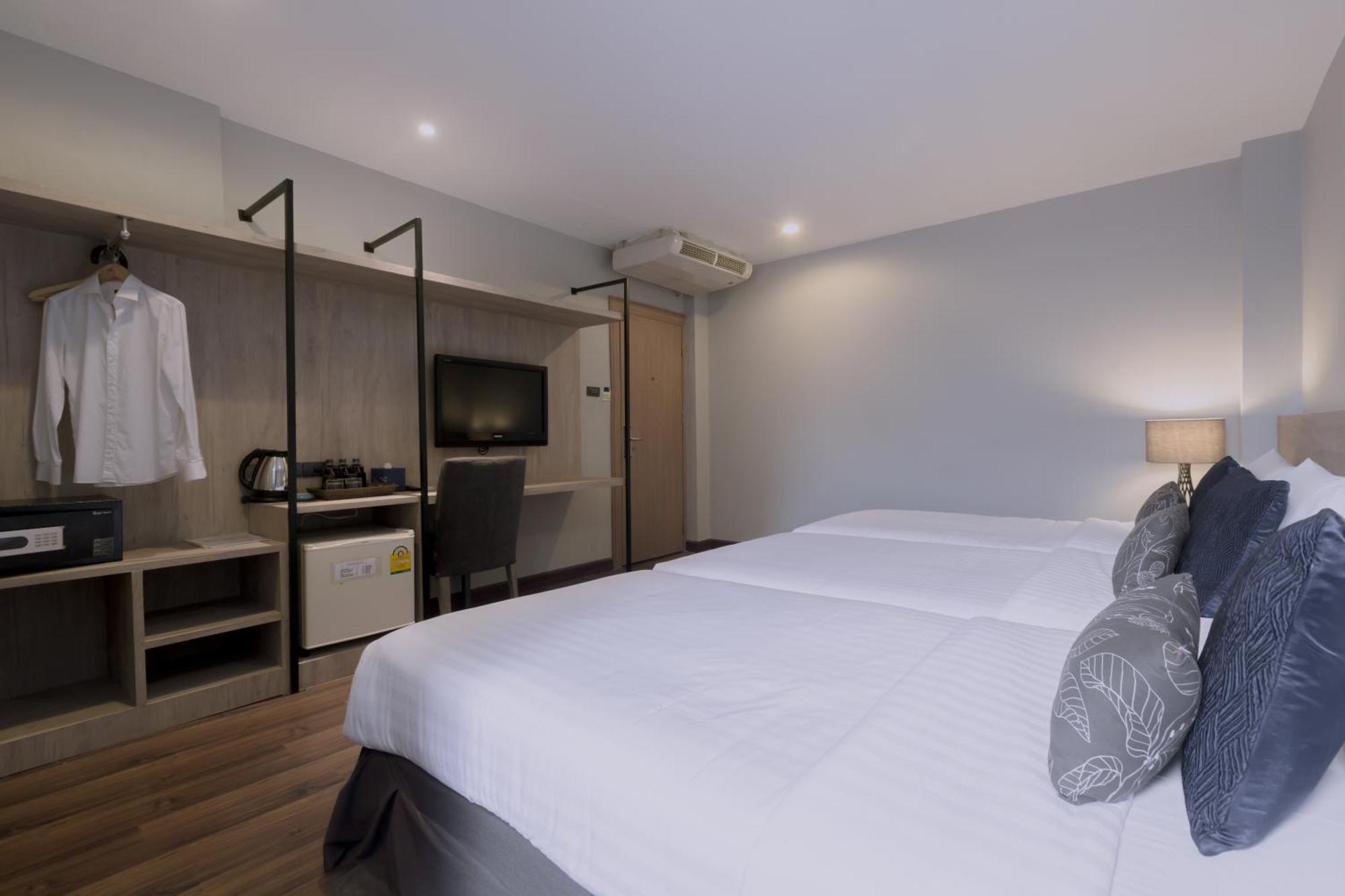 Superior Triple Room