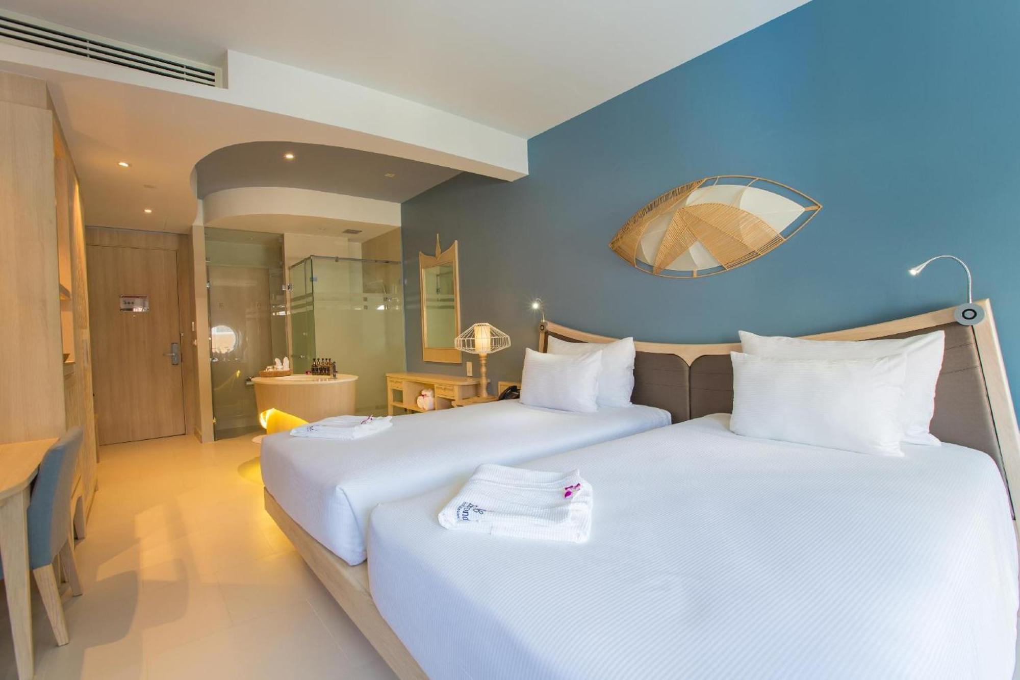 Deluxe Double or Twin Room