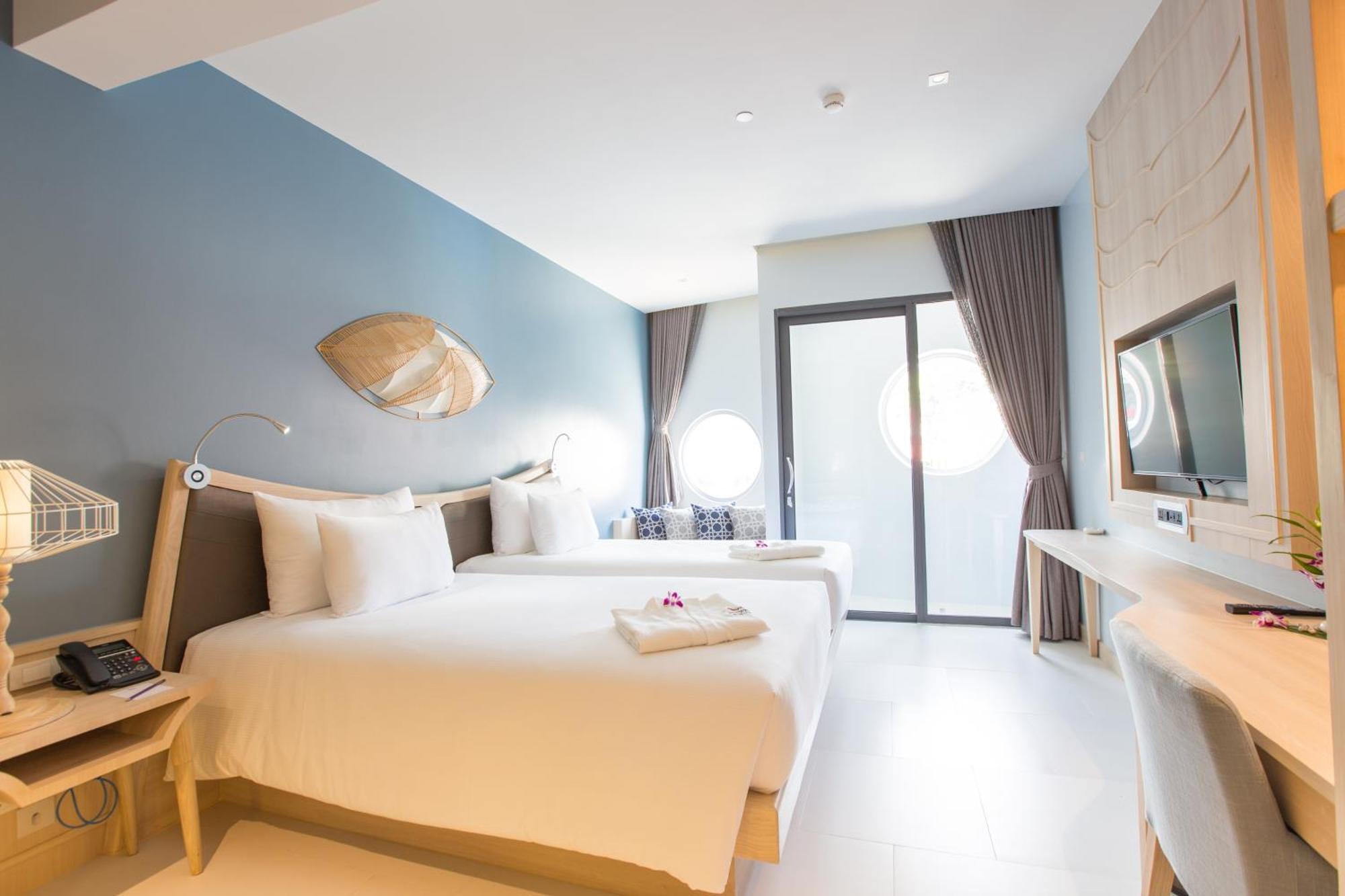 Deluxe Double or Twin Room