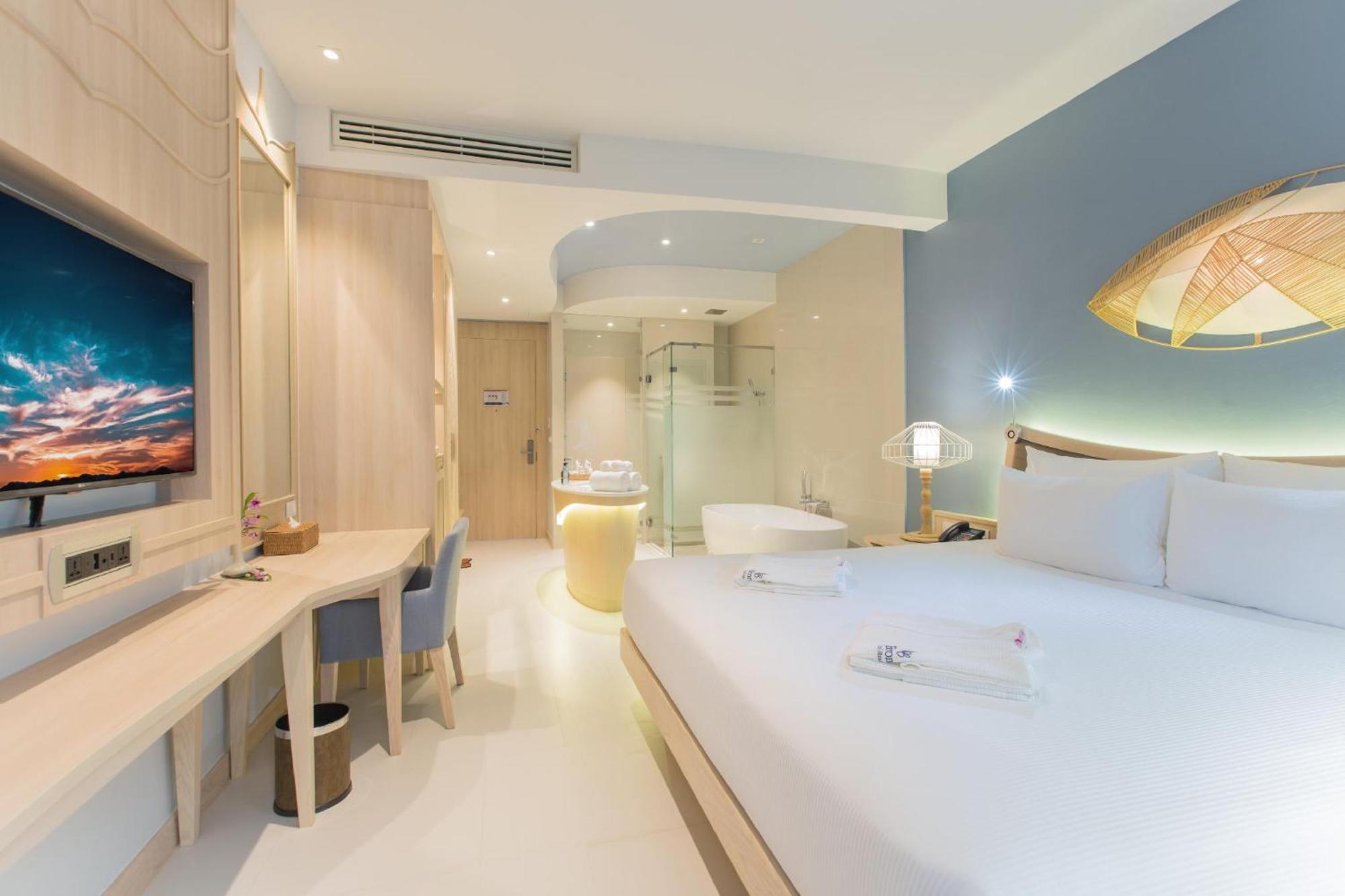 Deluxe Premier Room
