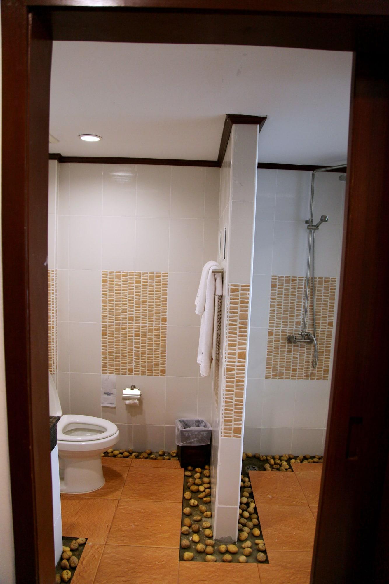 Family Suite Pool Access