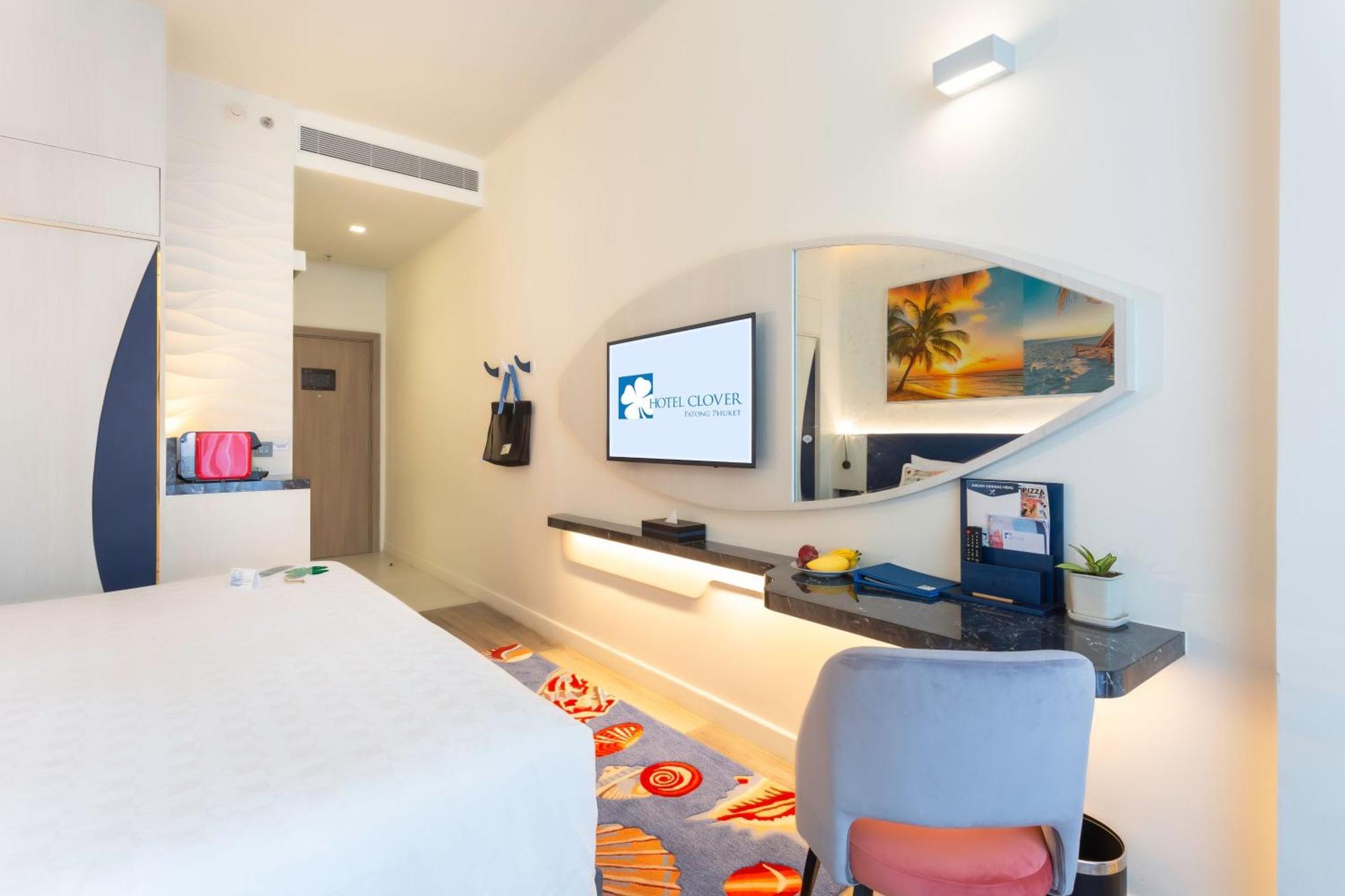 Deluxe Jacuzzi Room