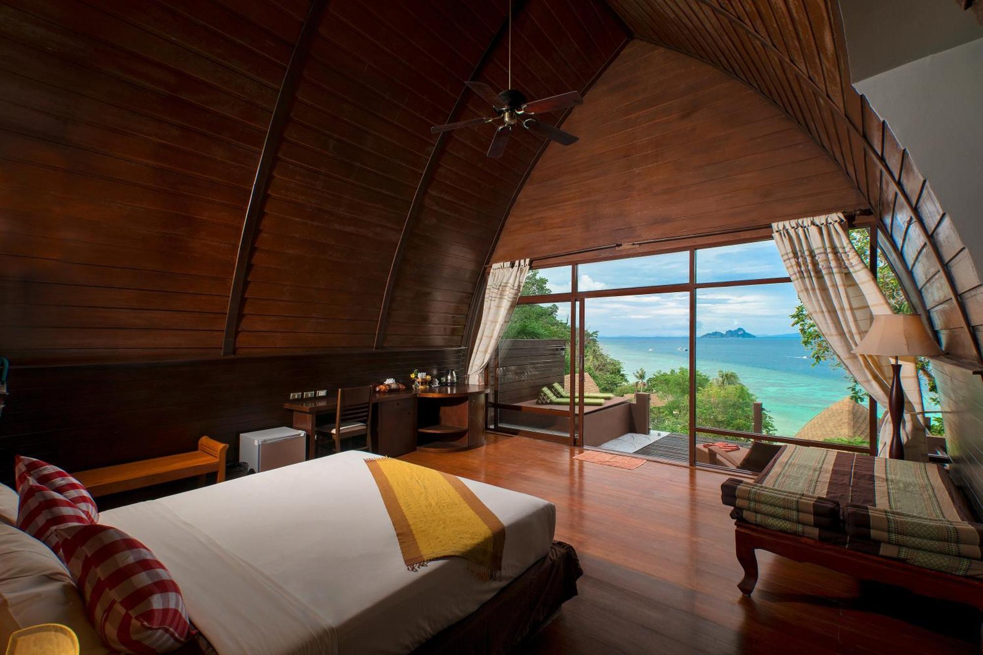 Ocean Cliff Villa