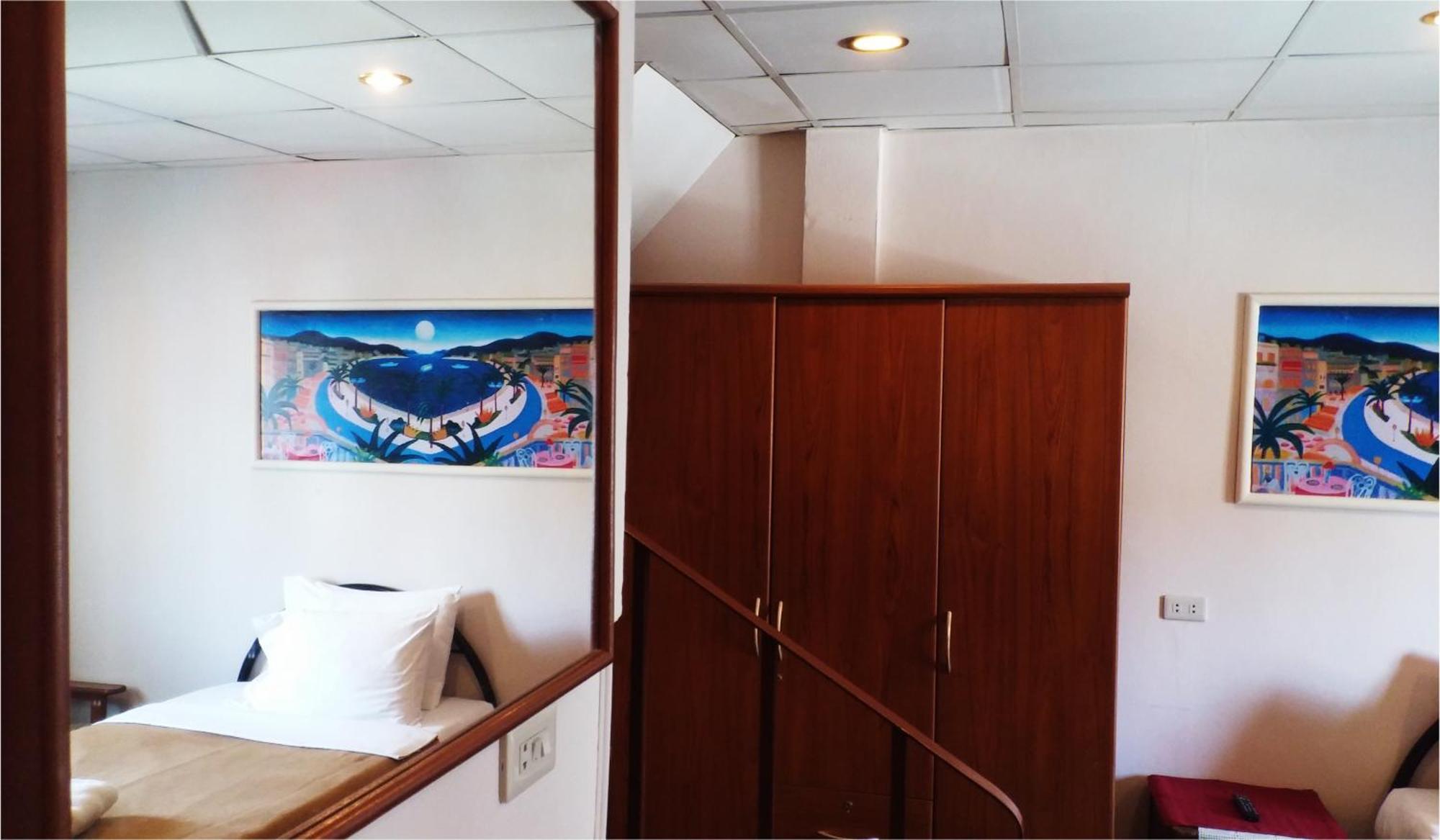 Grand Deluxe Double Room