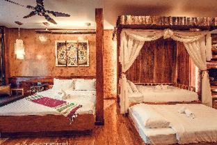PhuPha Family Room