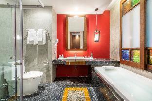 Deluxe Twin Bed Pool View