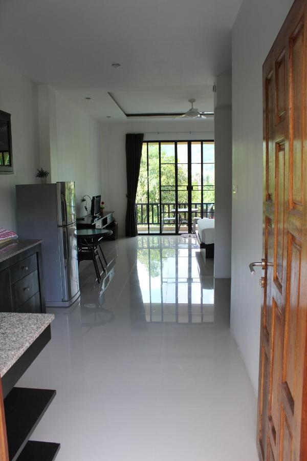 Studio Balcony