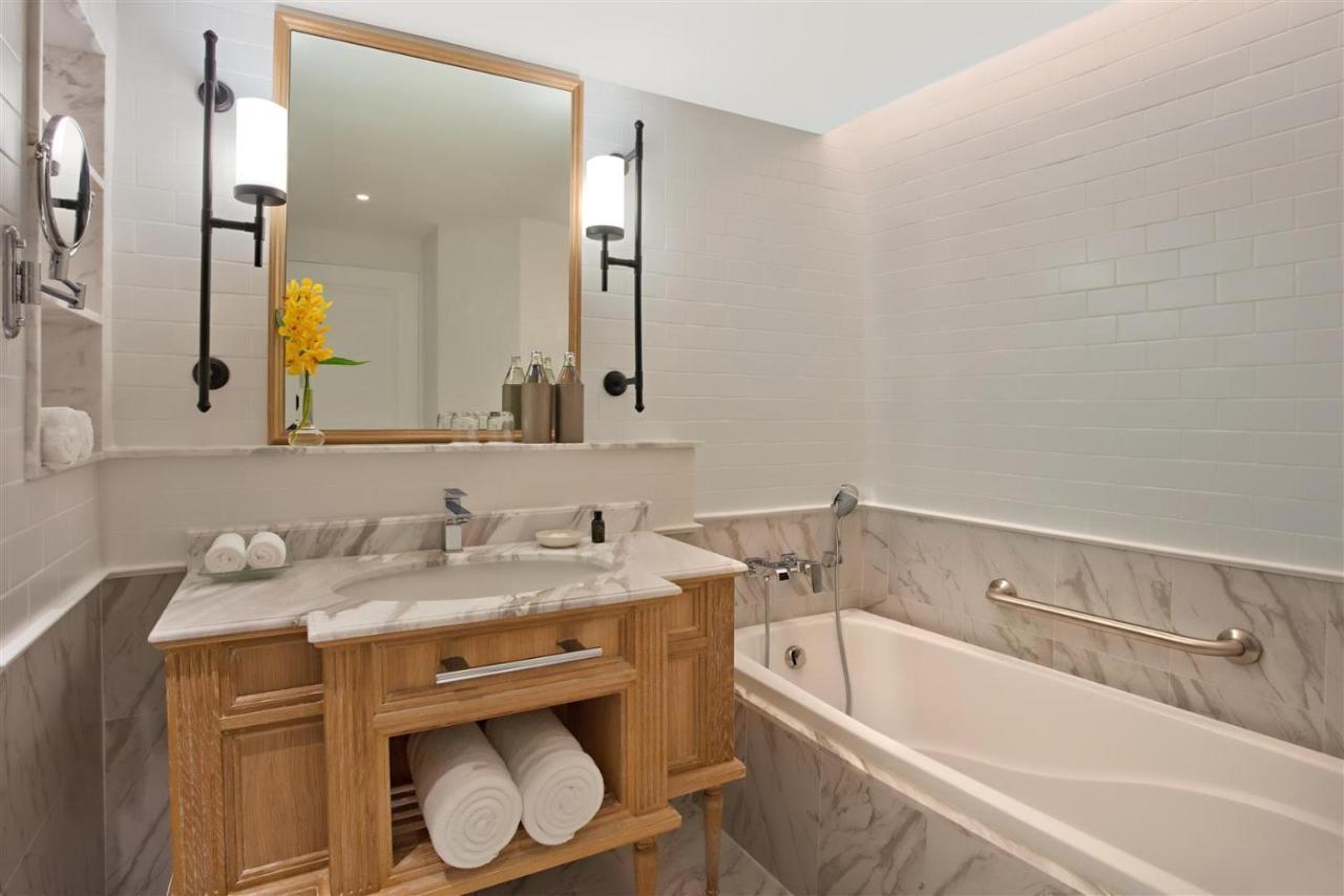 Premium Ocean View Twin