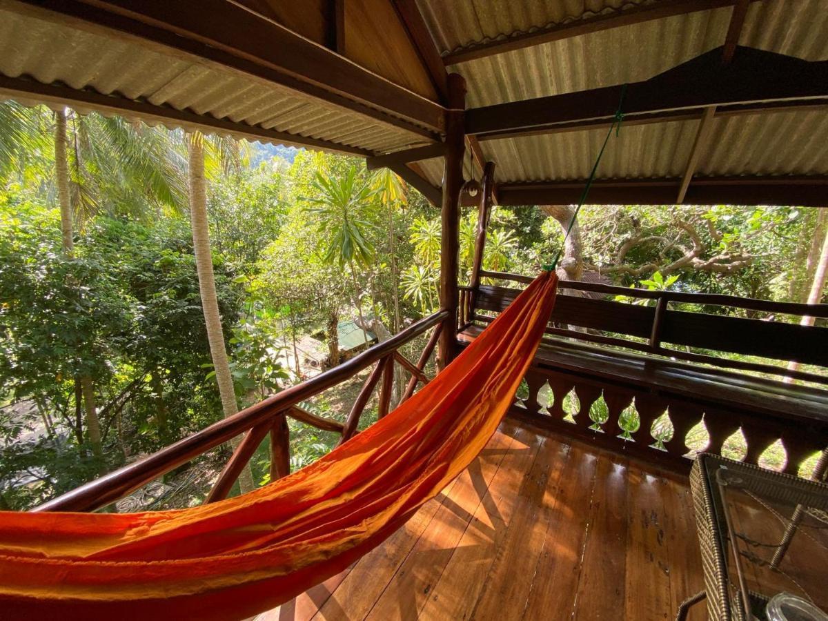 Family Room with Garden View - AC Room