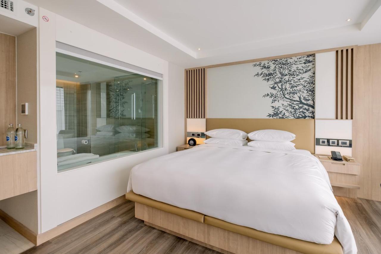 Chambre Lit King-Size Deluxe - Vue sur Ville