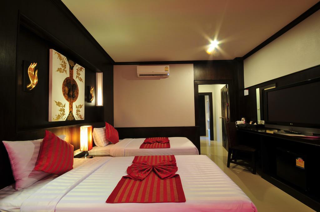 Deluxe Double or Twin Room