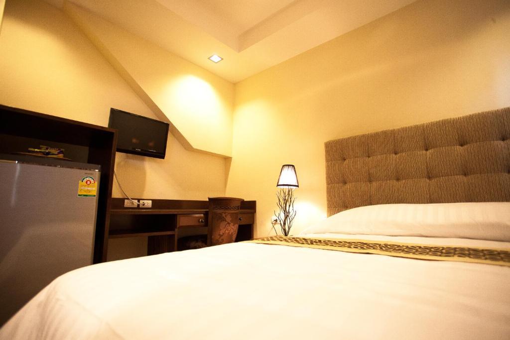 Standard Double Room,12655645:JPEG