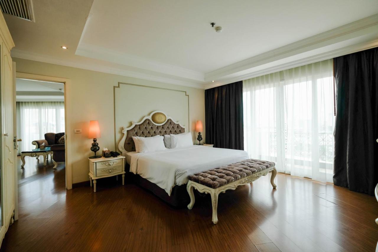 One-Bedroom Suite