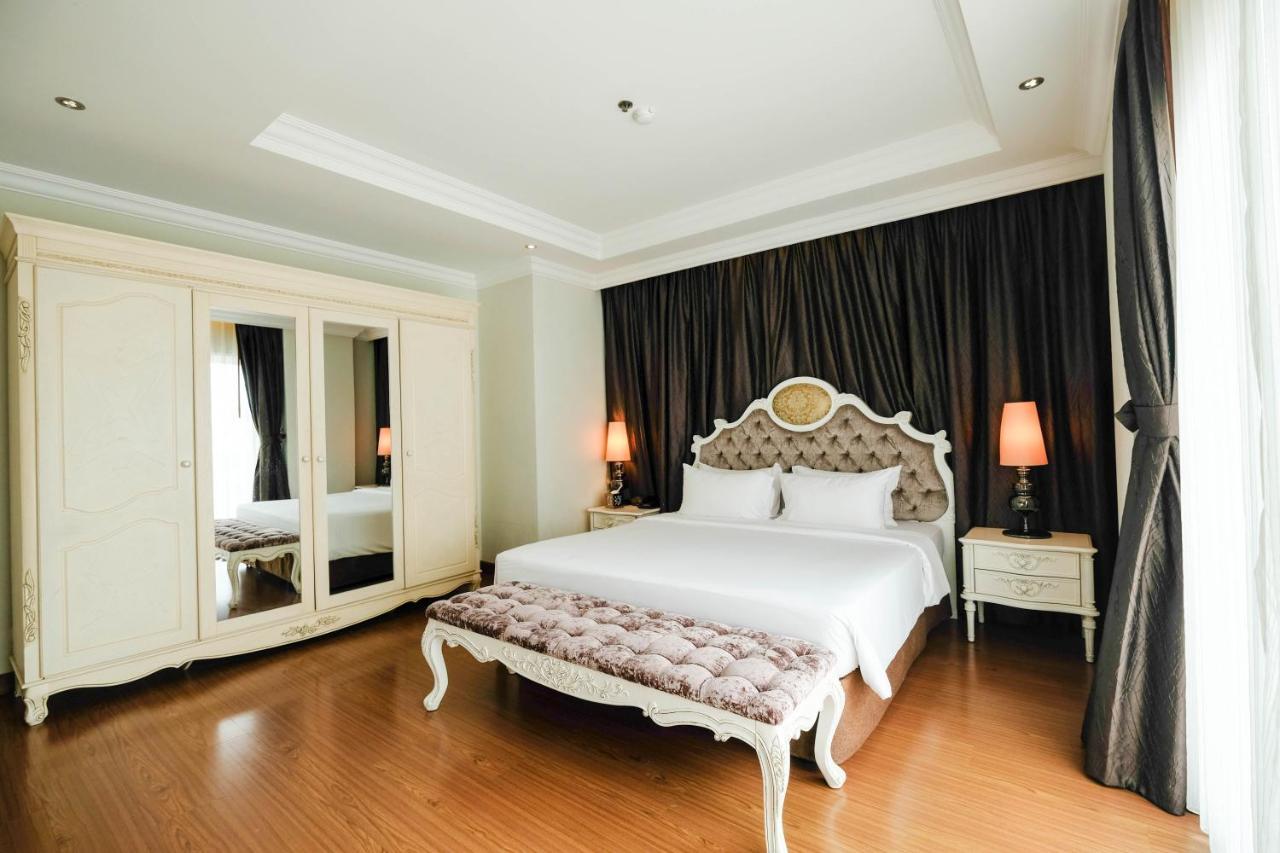 One-Bedroom Suite