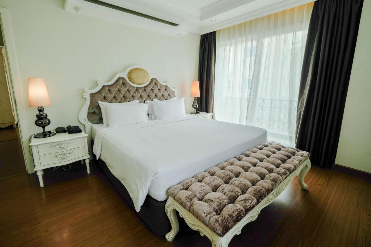 Two-Bedroom Suite