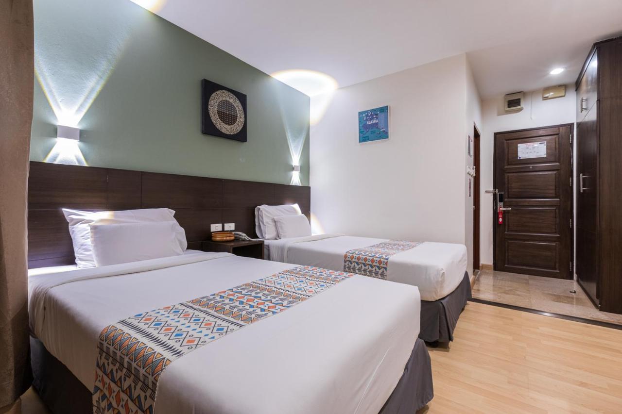 Standard Twin Room,1267556746:JPEG